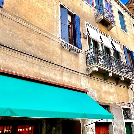 Appartement Vibes - Terrace In Venetië