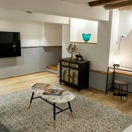 Vibes - Terrace In Apartment